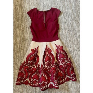A'Gaci Red & Cream Embroidered Cap Sleeve Knee Length Dress Size S